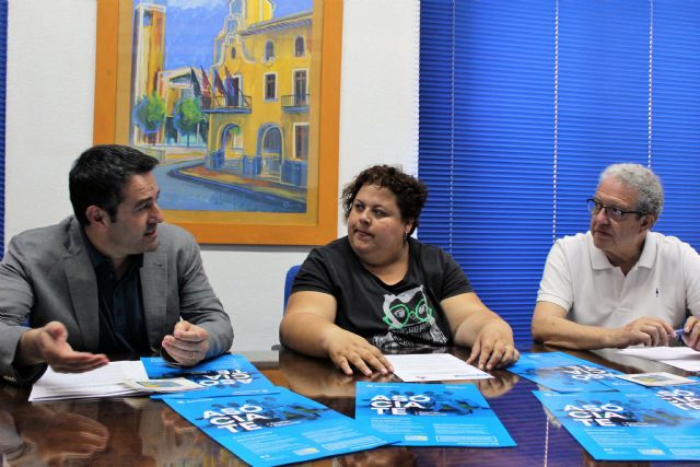 La Asociación de Comerciantes de Alcantarilla y la Asociación Regional de Familias Numerosas de la Región de Murcia (FANUMUR) firman convenio de colaboración - 4, Foto 4