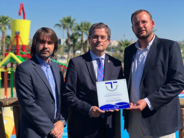 Terra Natura ya luce su distinción de Compromiso de Calidad Turística - 1, Foto 1