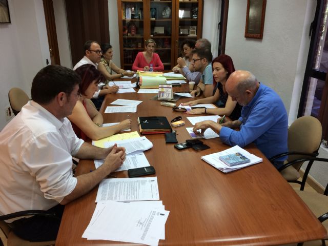 La Junta de Gobierno Local del Ayuntamiento de Molina de Segura inicia la contratación de las obras de ampliación y reposición de servicios de saneamiento y agua potable en la zona sur del Polideportivo Municipal El Romeral - 1, Foto 1