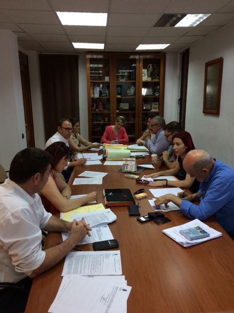 La Junta de Gobierno Local del Ayuntamiento de Molina de Segura inicia la contratación de las obras de ampliación y reposición de servicios de saneamiento y agua potable en la zona sur del Polideportivo Municipal El Romeral - 2, Foto 2