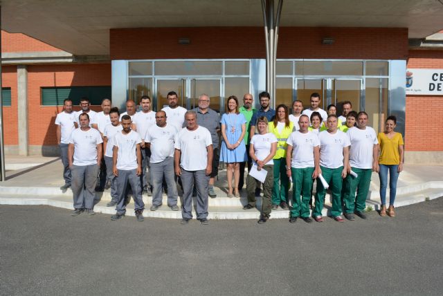 El Ayuntamiento pone en marcha un nuevo Programa de Empleo y Formación que ha permitido la contratación durante un año de veintidós personas que se encontraban desempleadas - 1, Foto 1