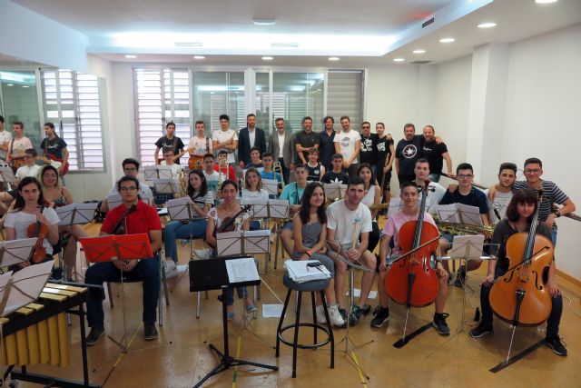 El Conservatorio de Caravaca se integra en el festival Vaca Pop con un concierto de rock sinfónico programado para este viernes - 1, Foto 1