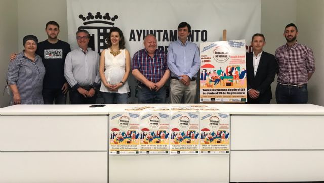 Visita al Mercadillo de la Torre Golf Resort de Roldán, cita obligada los viernes de verano - 3, Foto 3