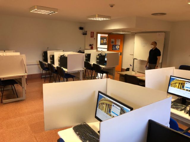 La Universidad de Murcia inicia las pruebas de certificación del Oxford Test of English - 1, Foto 1