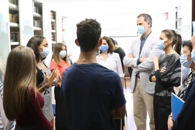 SS.MM. los Reyes visitan la Aldea Infantil SOS de Madrid - 2, Foto 2