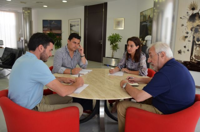 La directora  general de Ordenación del Territorio, Nuria Fuentes considera asunto prioritario el PGOU de San Javier y se compromete a agilizar su tramitación - 1, Foto 1