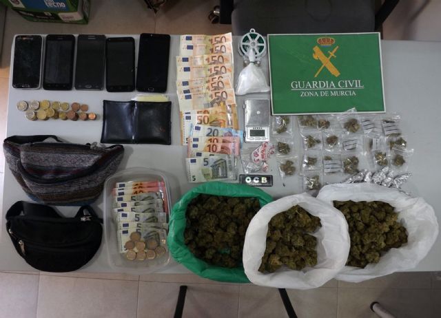 La Guardia Civil desmantela un punto de venta de droga al menudeo en Caravaca de la Cruz - 1, Foto 1