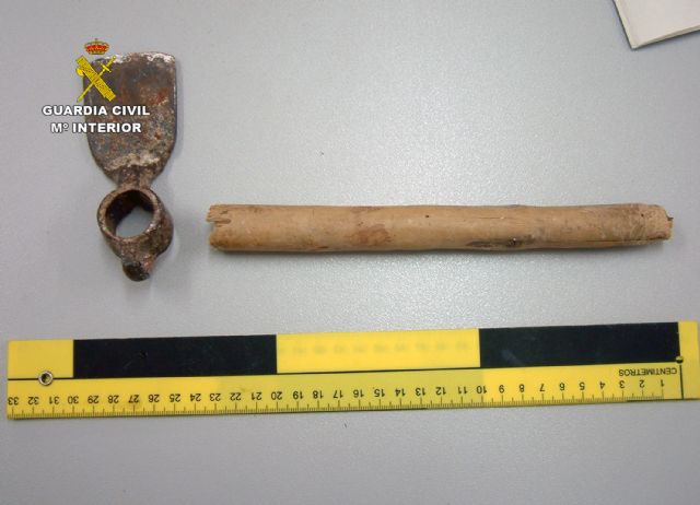 La Guardia Civil detiene a un presidiario por la sustracción de una urna funeraria - 1, Foto 1