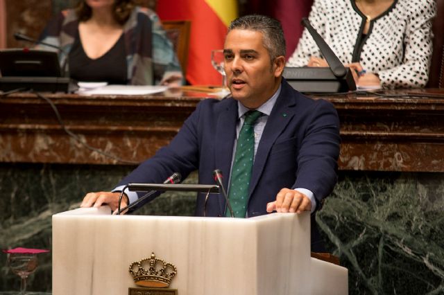 Jesús Cano: La oposición viene a la Asamblea a hablar mal del Mar Menor, en pleno verano, cuando su mejoría es evidente - 1, Foto 1