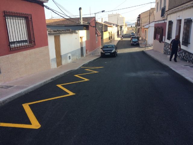Finalizan las obras de renovación de las redes de abastecimiento y saneamiento en la calle Sucre, en el barrio de la Era Alta, Foto 6