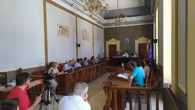 Podemos Cieza: No nos parece lógico ni leal con la ciudadanía esta subida generalizada de sueldos - 1, Foto 1