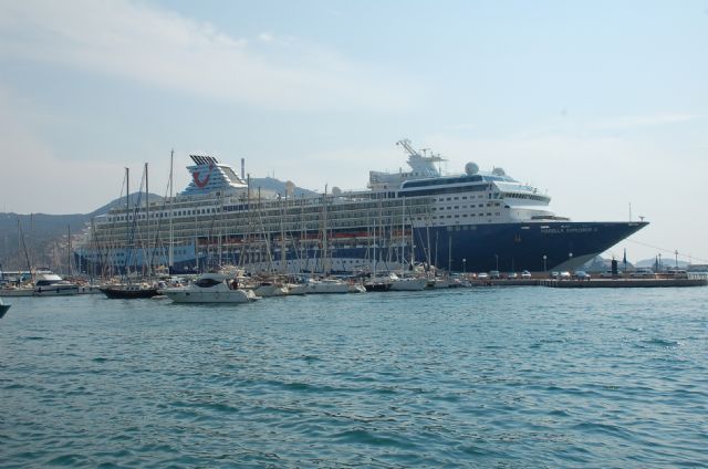 Ecologistas en Acción reclama un control de la contaminación de cruceros en Cartagena - 1, Foto 1