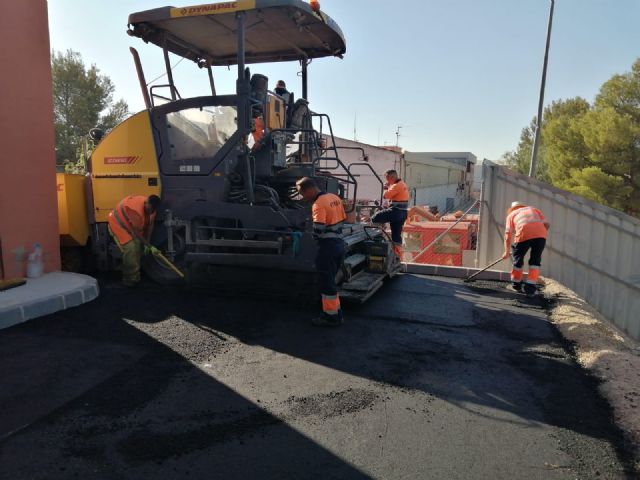 El Centro de Nuevas Empresas de Molina de Segura renueva sus exteriores en el marco de la Operación Negro - 1, Foto 1