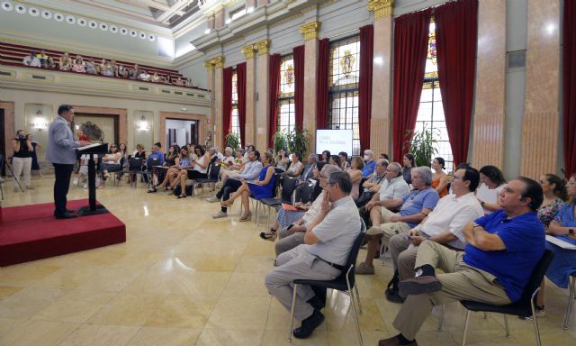 Murcia celebra el I Foro de la Soledad que marcará el camino del futuro Plan Municipal contra la soledad y el aislamiento - 1, Foto 1