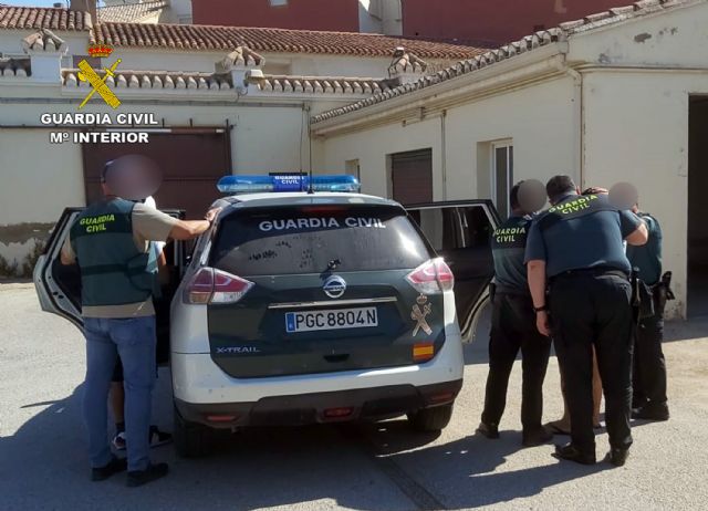 La Guardia Civil desarticula un grupo delictivo dedicado a cometer robos en la zona rural de Mula - 5, Foto 5