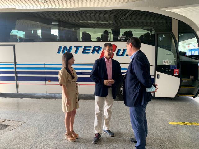 La Comunidad destina 1,7 millones de euros para compensar el impacto de la crisis a las concesionarias del transporte público regional - 1, Foto 1