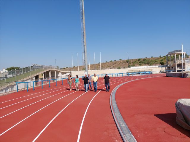 Renovada la pista de atletismo del polideportivo Manuel Ruiz Pérez de Alcantarilla - 2, Foto 2
