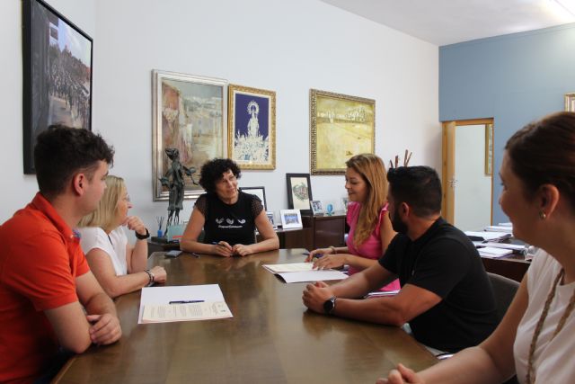 El Ayuntamiento de Puerto Lumbreras renueva el convenio de colaboración con el Cabildo de Cofradías Pasionarias de la Semana Santa del municipio - 3, Foto 3