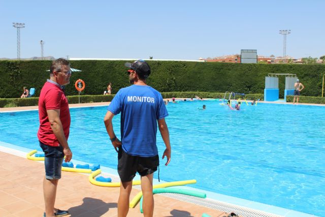 Los cursos de natación de la Concejalía de Deportes agrupan a cerca de 400 alumnos - 2, Foto 2