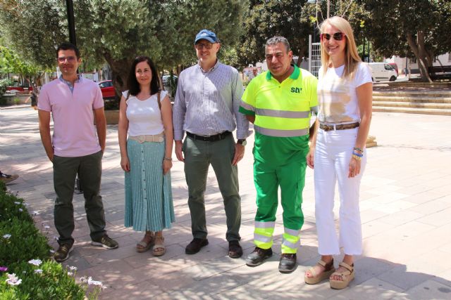 El Ayuntamiento de Alhama pone en marcha el nuevo servicio derecogida de residuos y limpieza viaria - 2, Foto 2