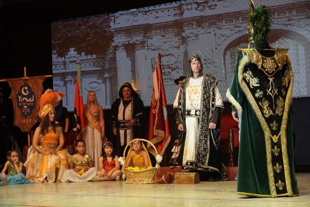 El Gran Desfile de Moros y Cristianos contó con un 20% más de público que en años anteriores - 2, Foto 2