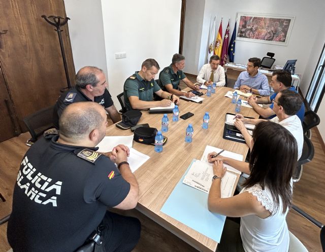 Se constituye la Junta Local de Seguridad del Ayuntamiento de Blanca - 1, Foto 1