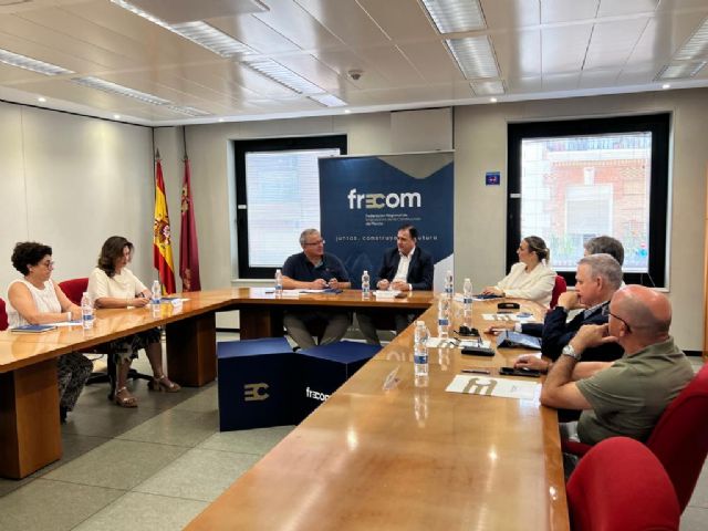 FRECOM reivindica un plan de empleo que facilite la incorporación de los jóvenes al sector de la construcción - 2, Foto 2