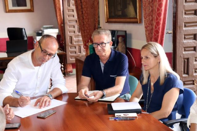 El consejero en funciones de Educación, Víctor Marín, se reúne con los directores de los colegios de Cehegín para conocer sus necesidades - 2, Foto 2