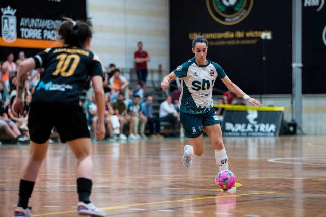 Laura Fernández seguirá defendiendo la camiseta del STV Roldán en la temporada 2026/27 - 3, Foto 3