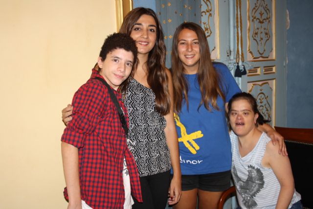 Los usuarios de la Escuela Adaptaocio visitan el Ayuntamiento Cehegín - 3, Foto 3