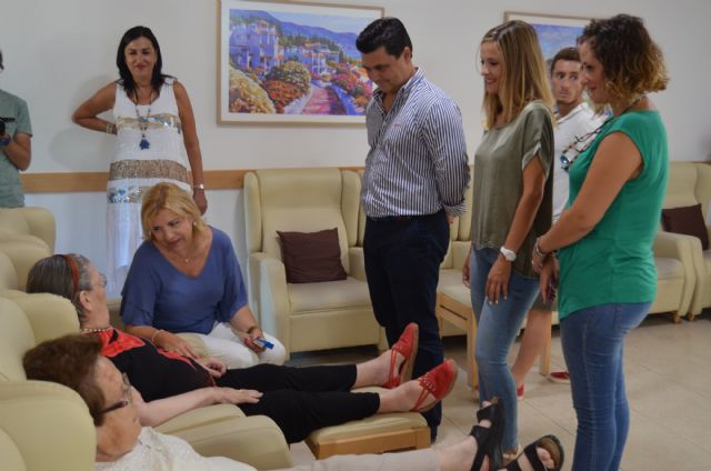 La consejera de Familia visitó las residencias de personas mayores de Pozo Aledo y Santiago de la Ribera donde se han incrementado la plazas concertadas - 1, Foto 1