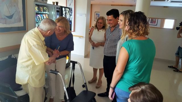 Familia amplía en 520 plazas la oferta para personas mayores en los centros de la Región - 3, Foto 3