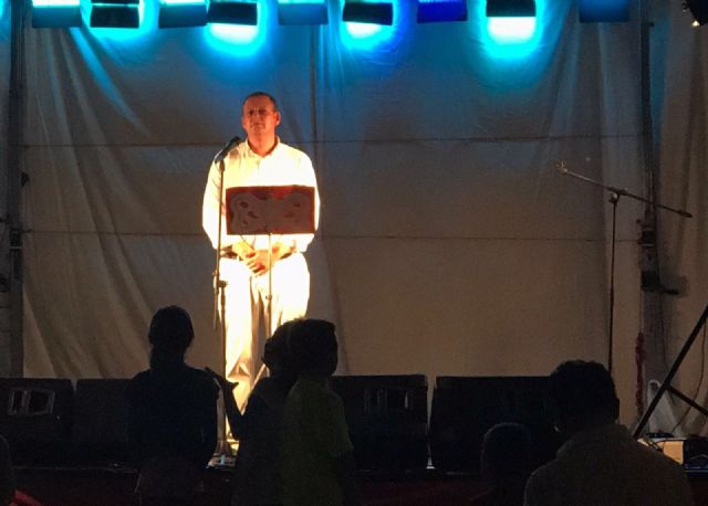 Cientos de personas asisten al pregón de las fiestas de Cañada Hermosa - 1, Foto 1