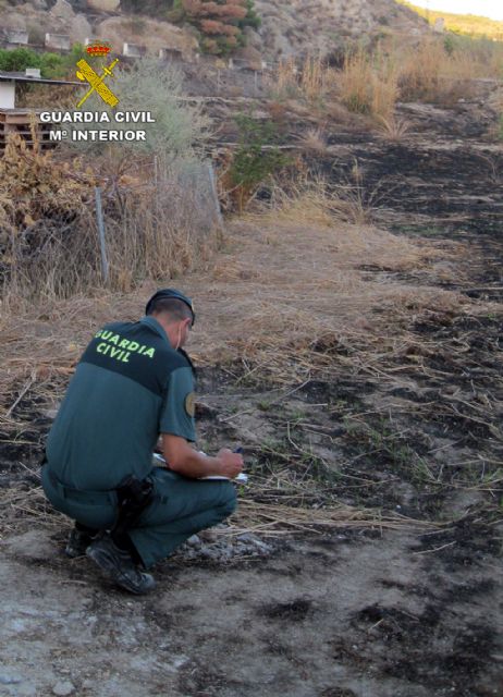 La Guardia Civil investiga a dos personas por un incendio forestal ocurrido en Blanca - 3, Foto 3