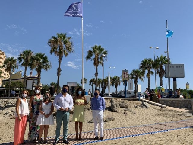 La bandera de Turismo Seguro ondea en las playas de San Javier y San Pedro del Pinatar - 1, Foto 1