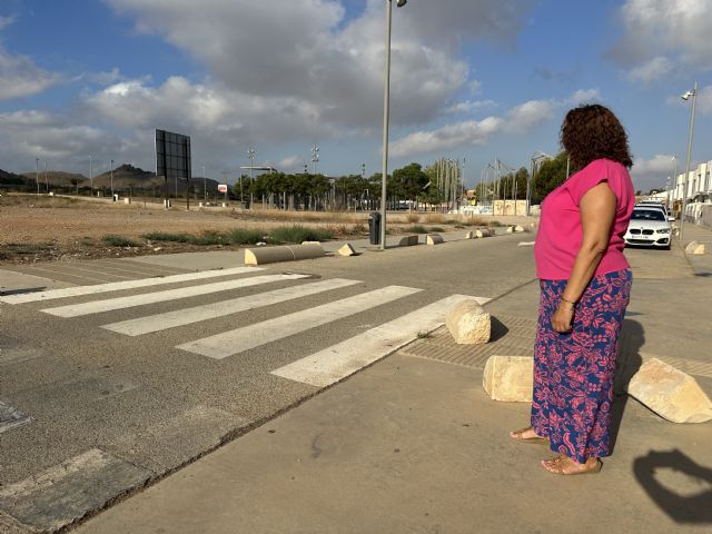 MC instará al Gobierno local a subsanar los problemas en la calle Mediterráneo de El Algar - 1, Foto 1