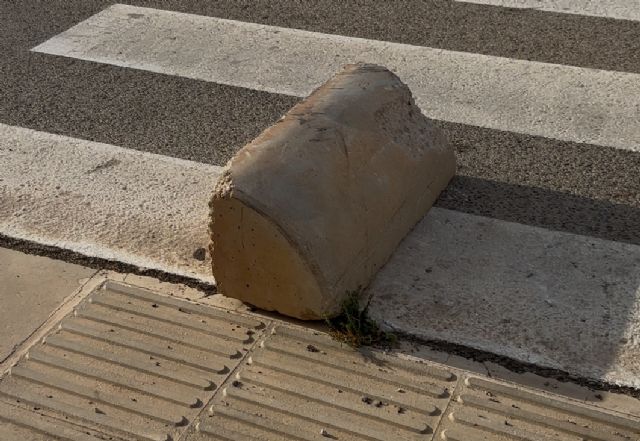 MC instará al Gobierno local a subsanar los problemas en la calle Mediterráneo de El Algar - 3, Foto 3