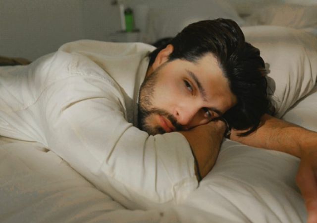 Maik transforma su historia personal en un refugio pop con el lanzamiento de su proyecto conceptual «Soy el hijo gay» - 5, Foto 5