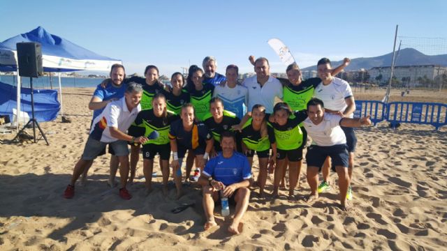 El Bala Azul femenino se proclama campen de la primera liga nacional de ftbol playa, Foto 1