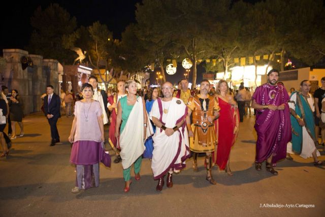 El alcalde inauguró el campamento festero y asistió a las celebraciones de Carthagineses y Romanos - 1, Foto 1