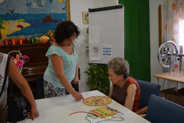 La Asociación Alzheimer Águilas abre sus puertas esta semana con motivo del Día Internacional de esta enfermedad - 1, Foto 1
