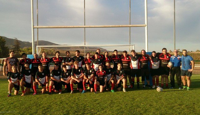 Crónica del partido de Rugby disputado entre el CRTotana Senior VS CRTotana Cadete, Foto 1