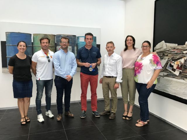 El Alcalde de Torre Pacheco recibe al atleta subcampeón del mundo en 400 metros vallas, Donato Martínez - 4, Foto 4