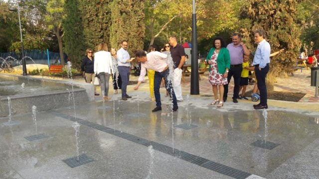 El nuevo parque lorquino Pediatra Pallarés Cachá incluye siete zonas de juegos infantiles - 1, Foto 1