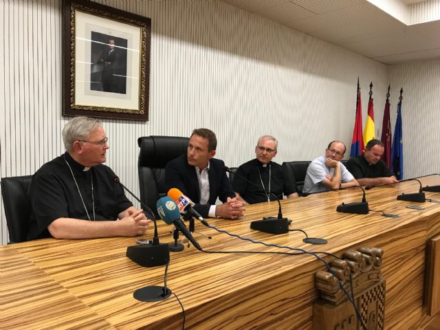 El Alcalde recibe al Obispo de Cartagena - 3, Foto 3