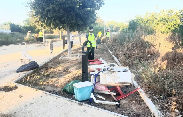 Recogen más de una tonelada de residuos en los espacios naturales de La Raya - 2, Foto 2