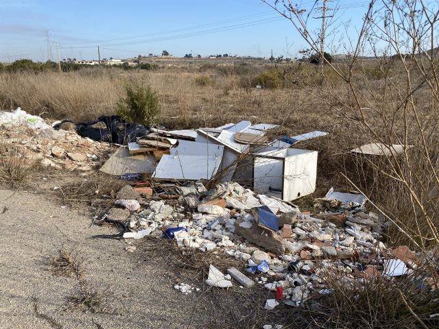 MC: N. Arroyo (PP) confirma que acabará la legislatura sin pasarela peatonal ni conexión con ´Las 600´ en la Vía Verde - 3, Foto 3
