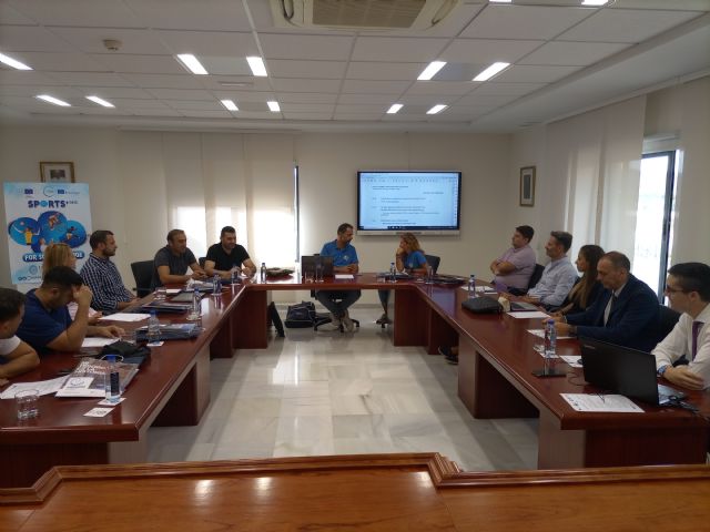 La UCAM formará a jóvenes de Santa Lucía, Los Mateos y Lo Campano en fútbol y fútbol sala - 1, Foto 1