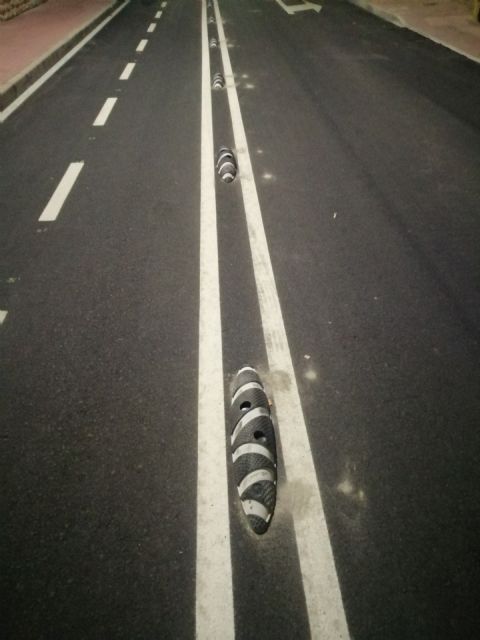 Un carril bici sin pies ni cabeza que tiene muy enfadados a los torreños - 1, Foto 1