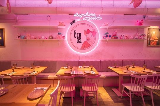 La cerda de chueca celebra su primer aniversario por todo lo alto - 2, Foto 2